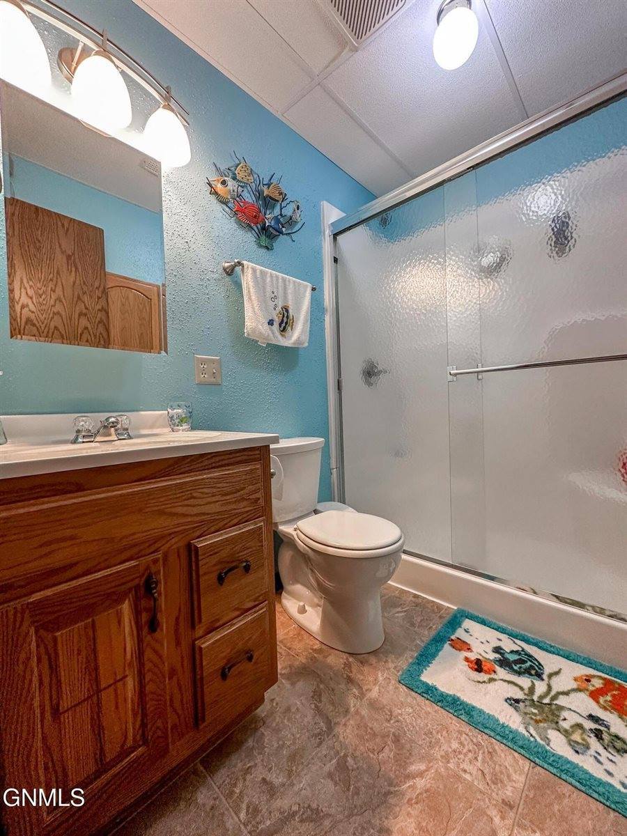 3064 Ontario Lane, Bismarck, ND 58503