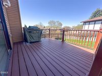 3064 Ontario Lane, Bismarck, ND 58503