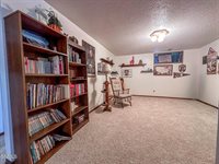 3064 Ontario Lane, Bismarck, ND 58503