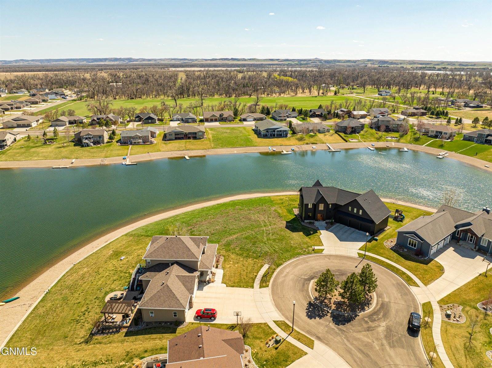 3821 Neptune Circle, Bismarck, ND 58504