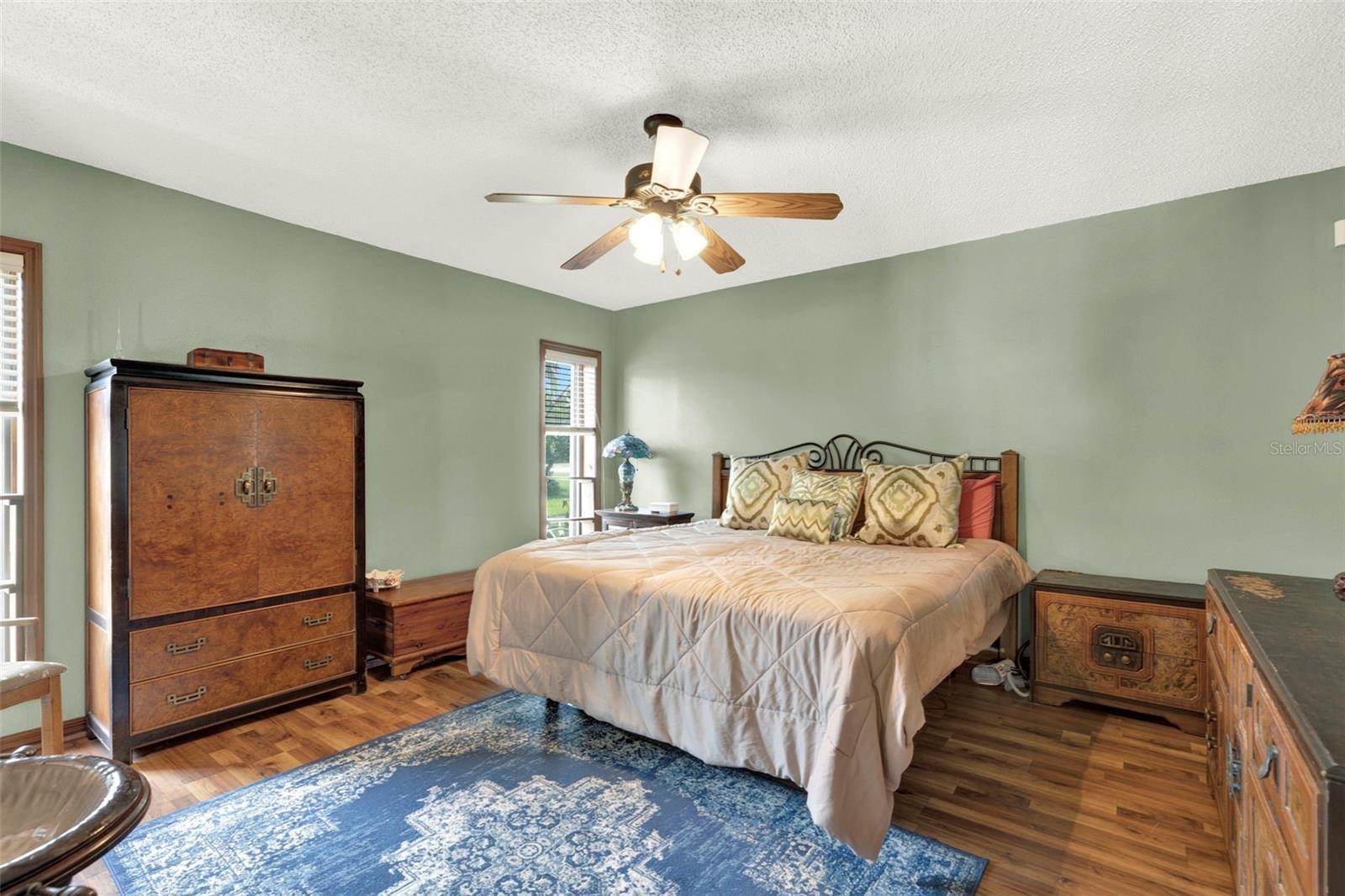 28136 Tammi Drive, Tavares, FL 32778