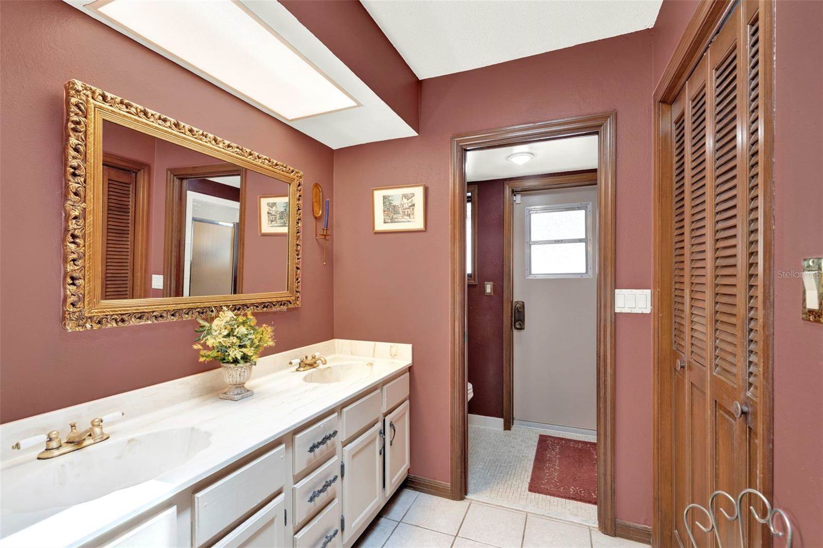 28136 Tammi Drive, Tavares, FL 32778