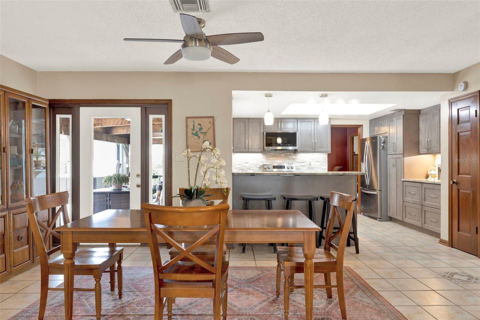 28136 Tammi Drive, Tavares, FL 32778