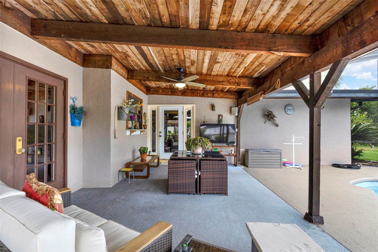 28136 Tammi Drive, Tavares, FL 32778