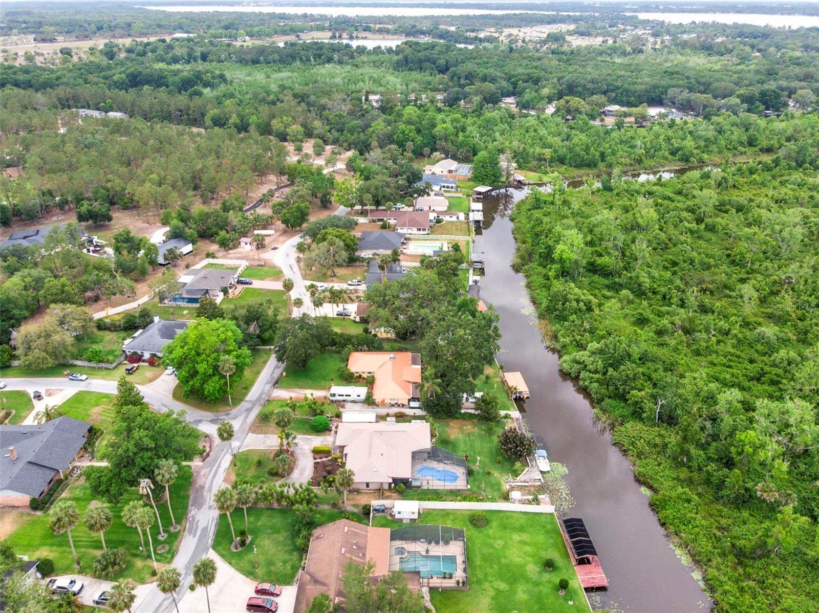 28136 Tammi Drive, Tavares, FL 32778