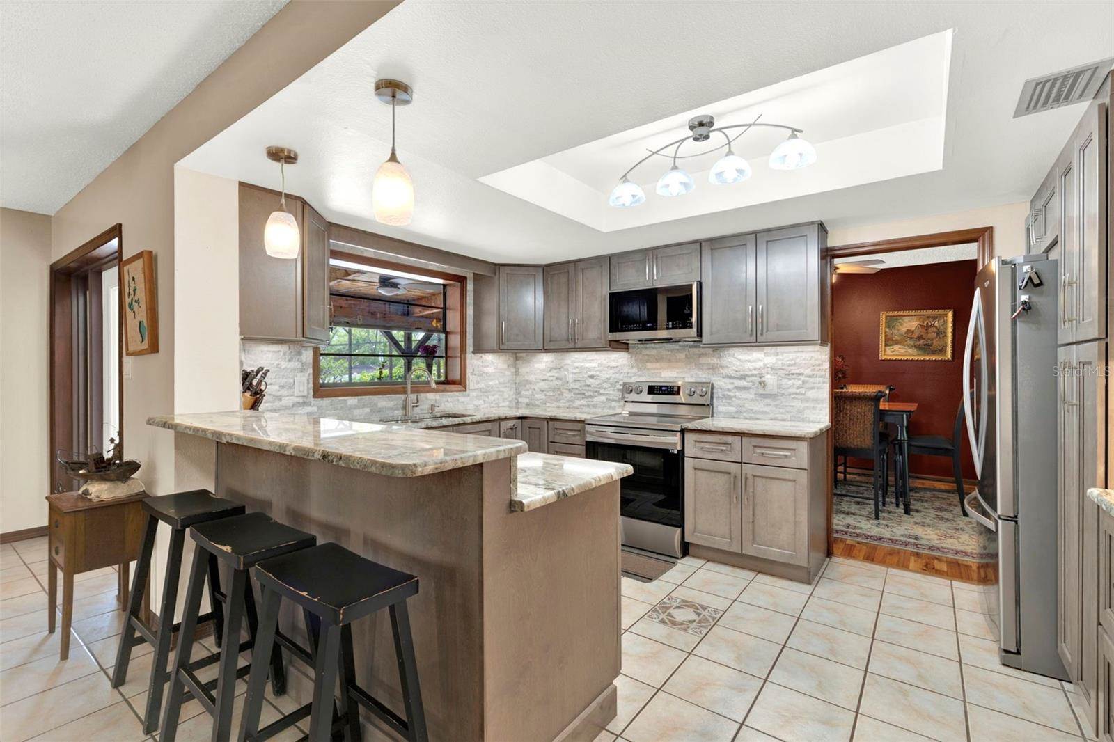 28136 Tammi Drive, Tavares, FL 32778