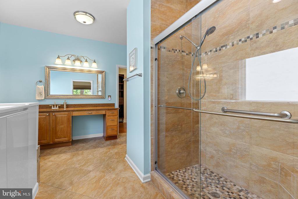 24 Dayton Circle, Fredericksburg, VA 22406