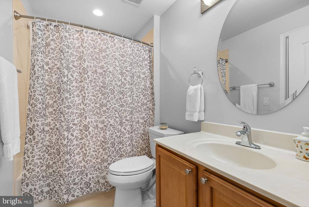 24 Dayton Circle, Fredericksburg, VA 22406