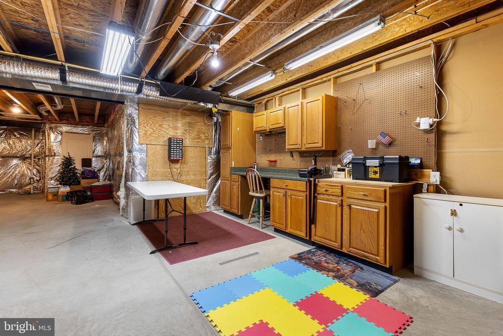 24 Dayton Circle, Fredericksburg, VA 22406