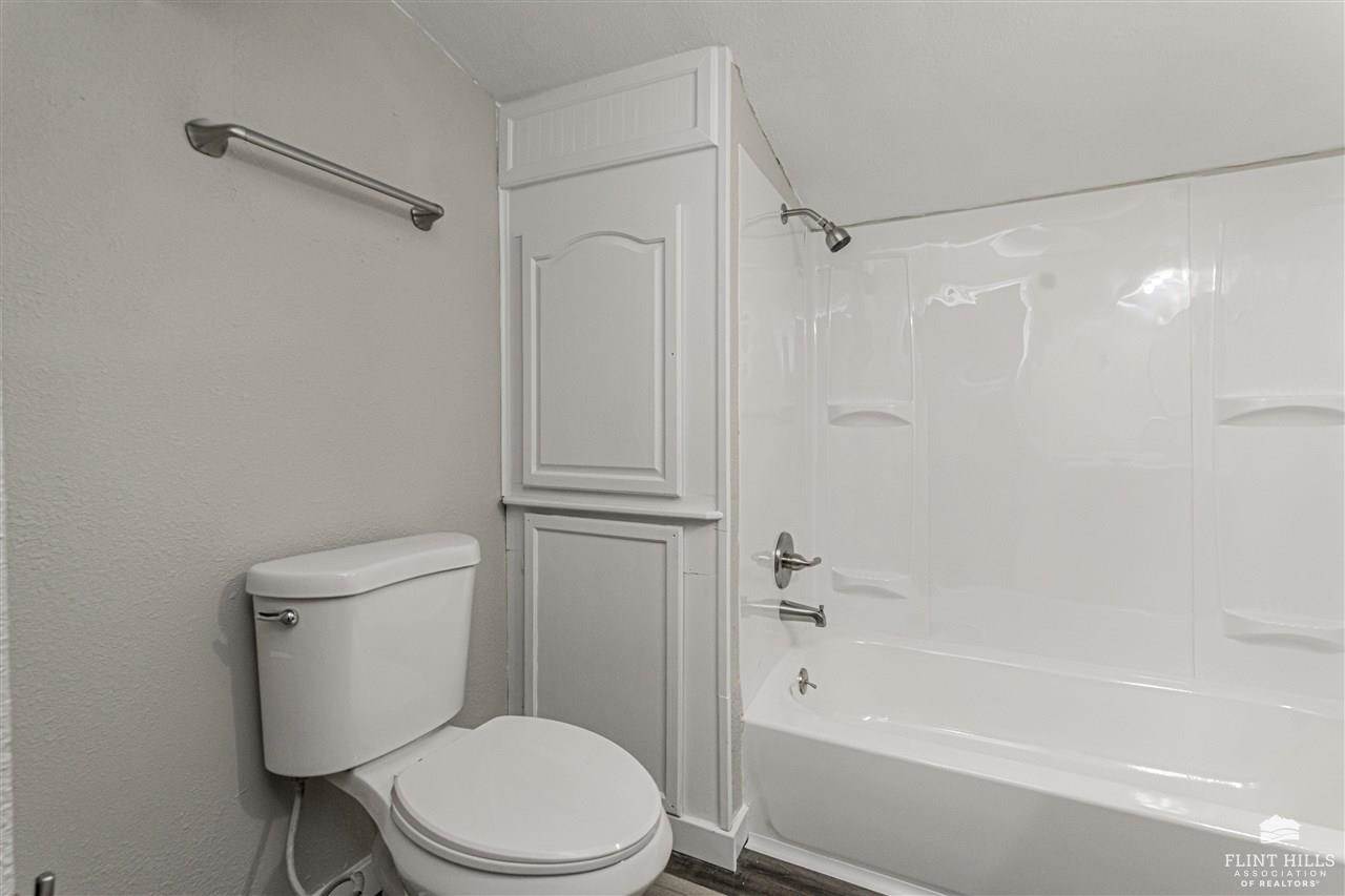 1624 North Jefferson Street, Junction City, KS 66441