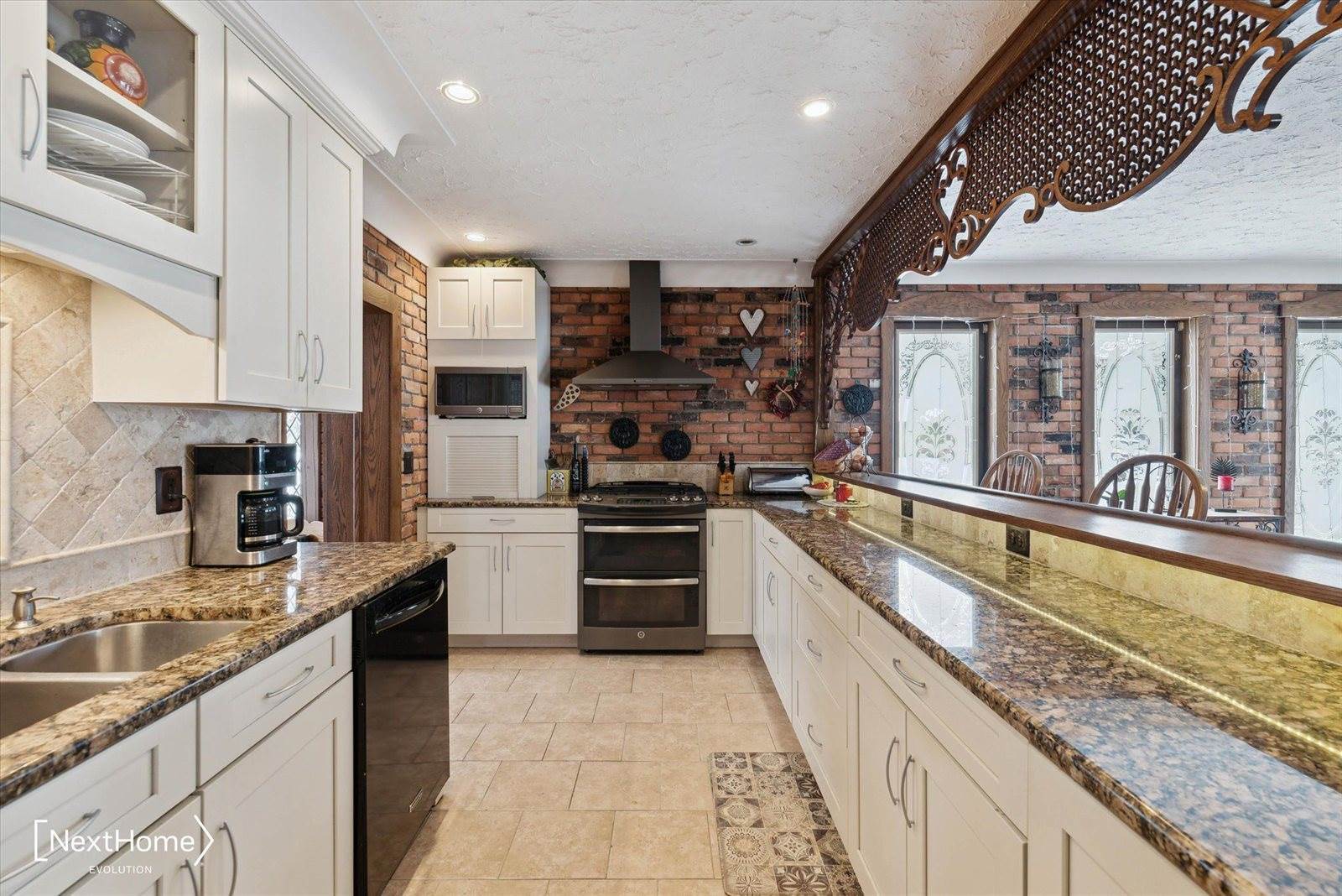 1023 East Huron River Drive, VanBurenCharterTownship_Wayne, MI 48111