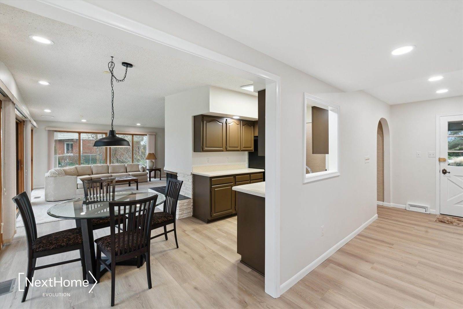 45220 Sunrise Lane, VanBurenCharterTownship_Wayne, MI 48111