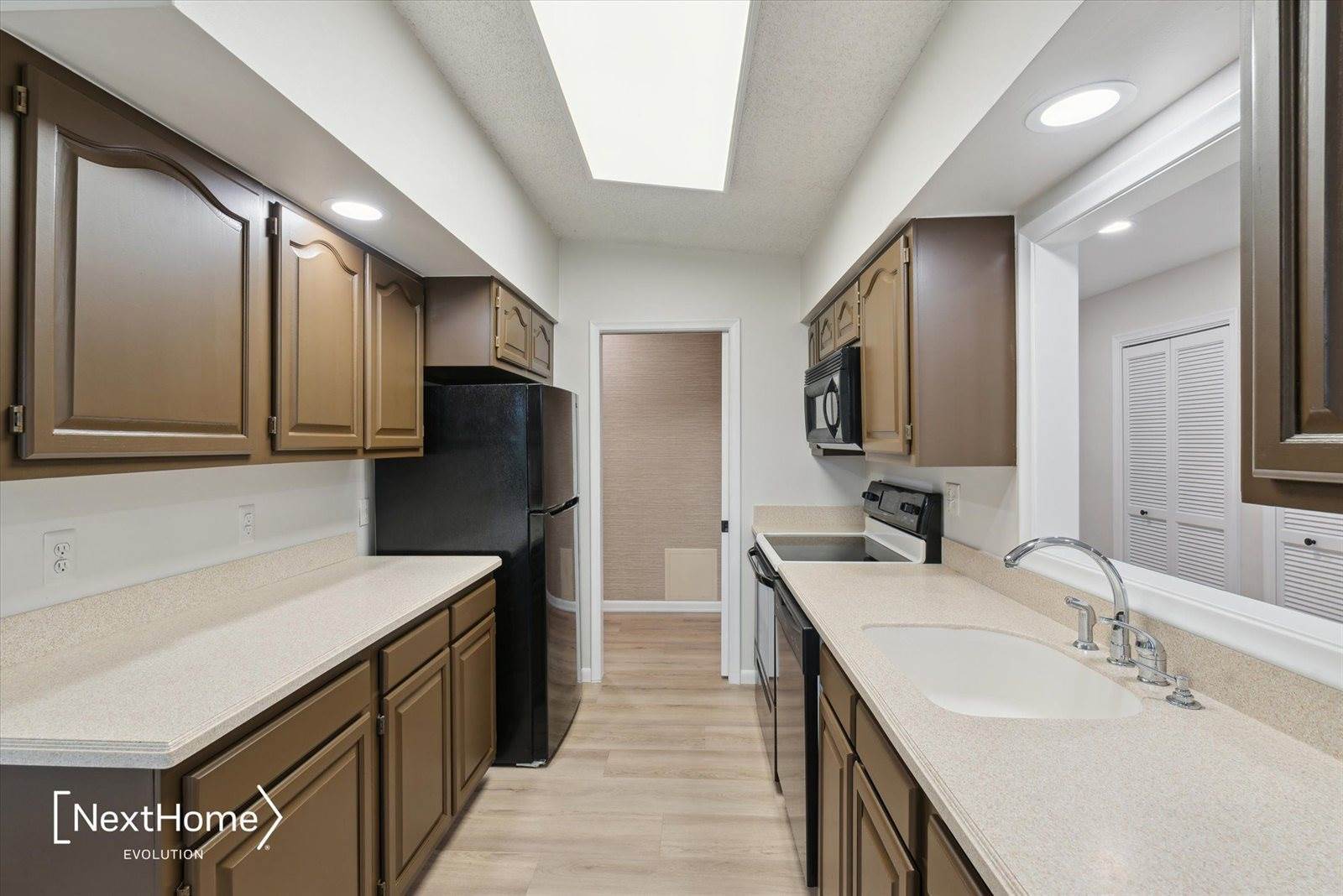 45220 Sunrise Lane, VanBurenCharterTownship_Wayne, MI 48111