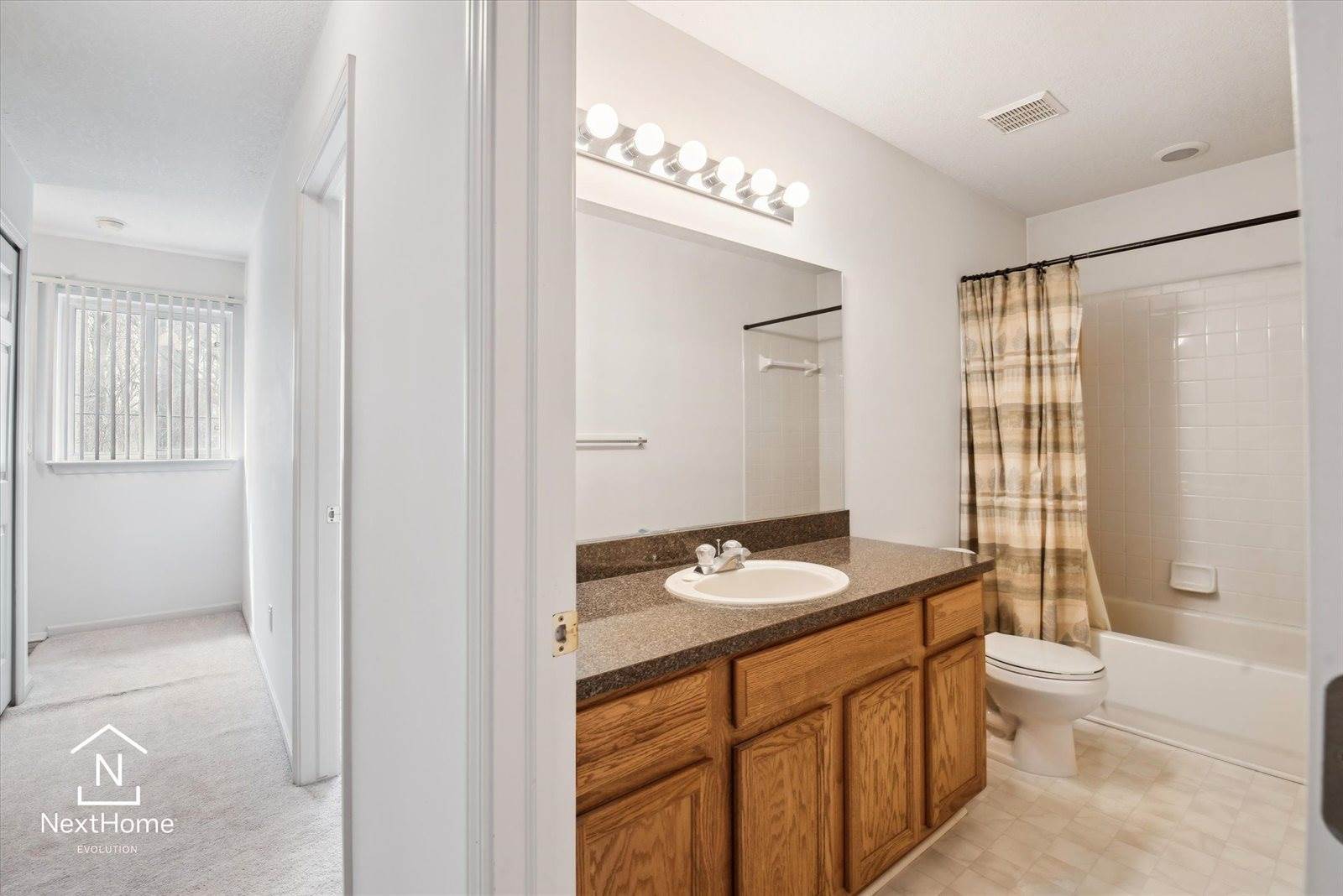 23490 Reading, BrownstownCharterTownship_Wayne, MI 48183