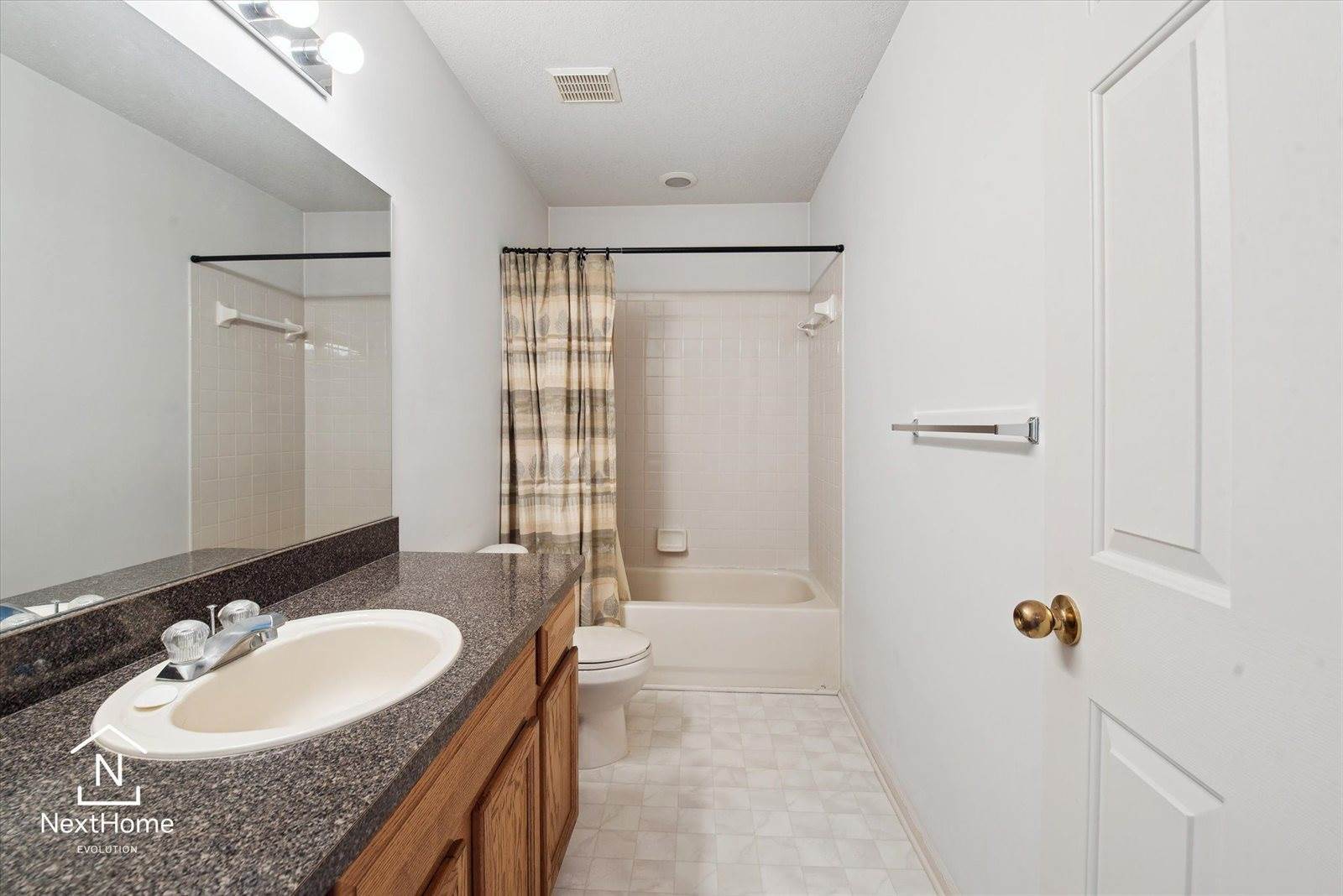 23490 Reading, BrownstownCharterTownship_Wayne, MI 48183