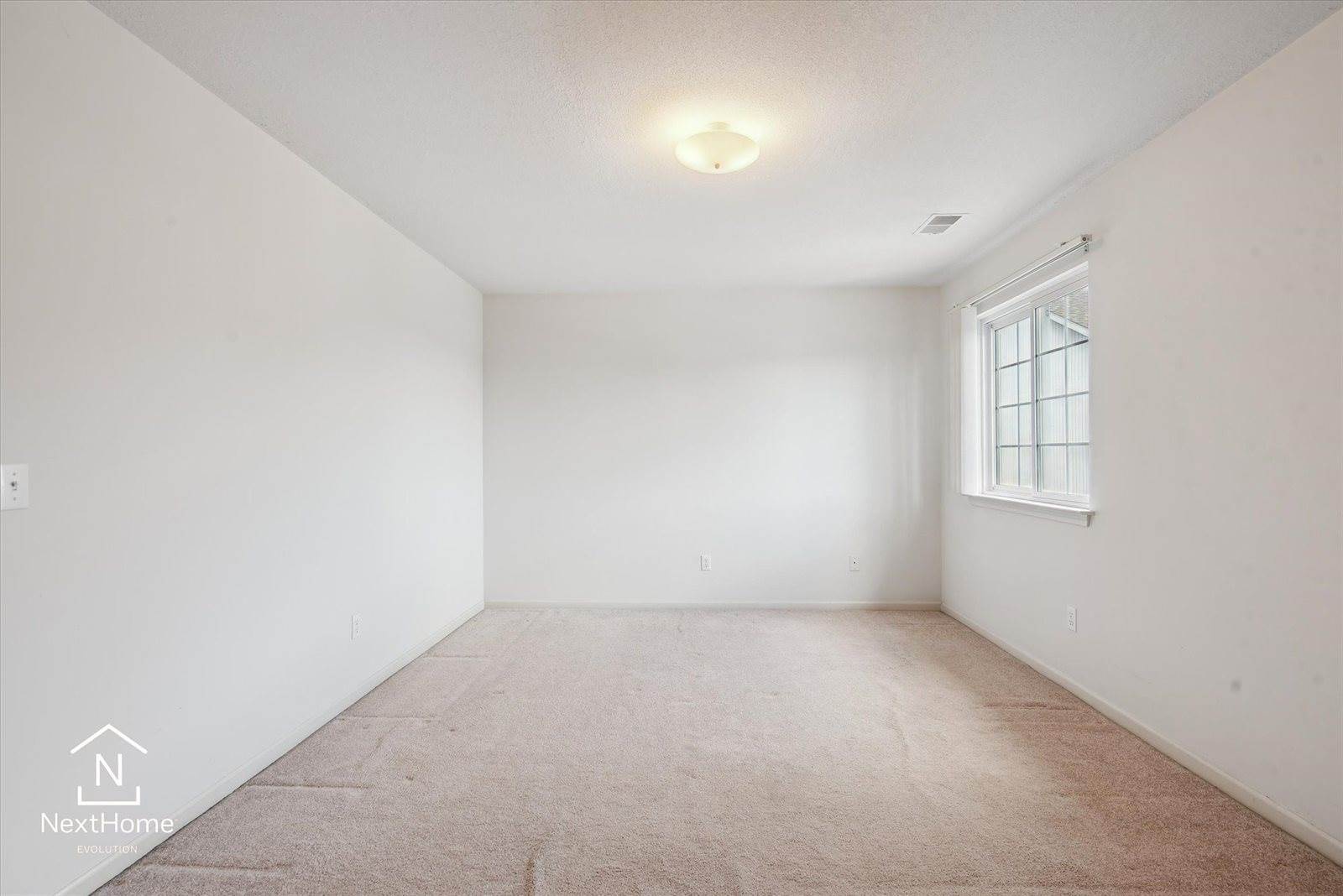 23490 Reading, BrownstownCharterTownship_Wayne, MI 48183