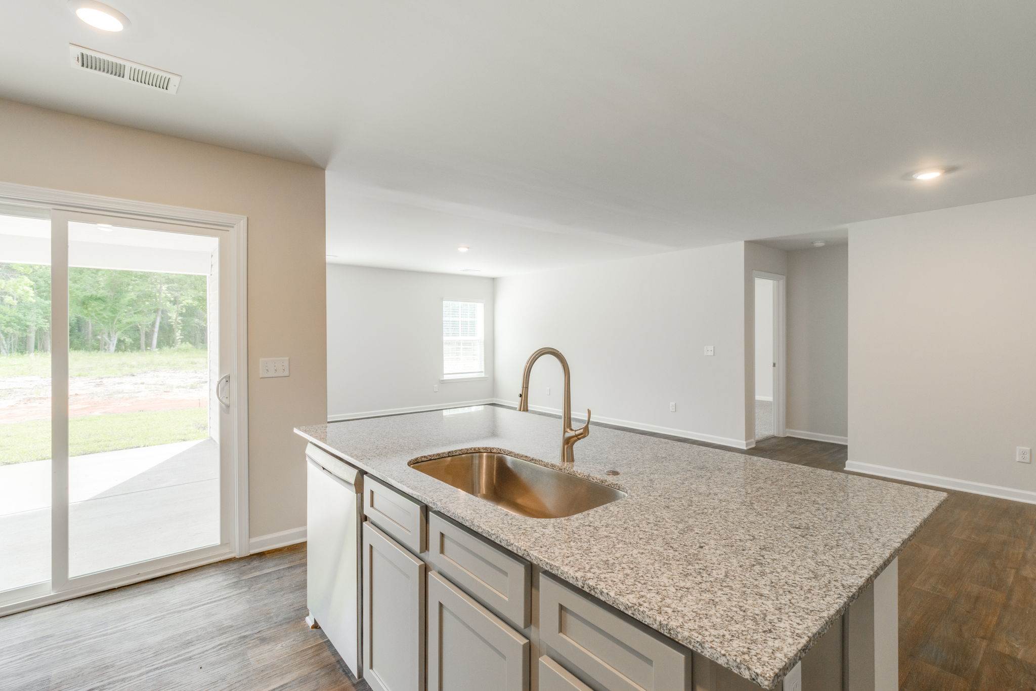 551 East Brewington Rd, Sumter, SC 29153