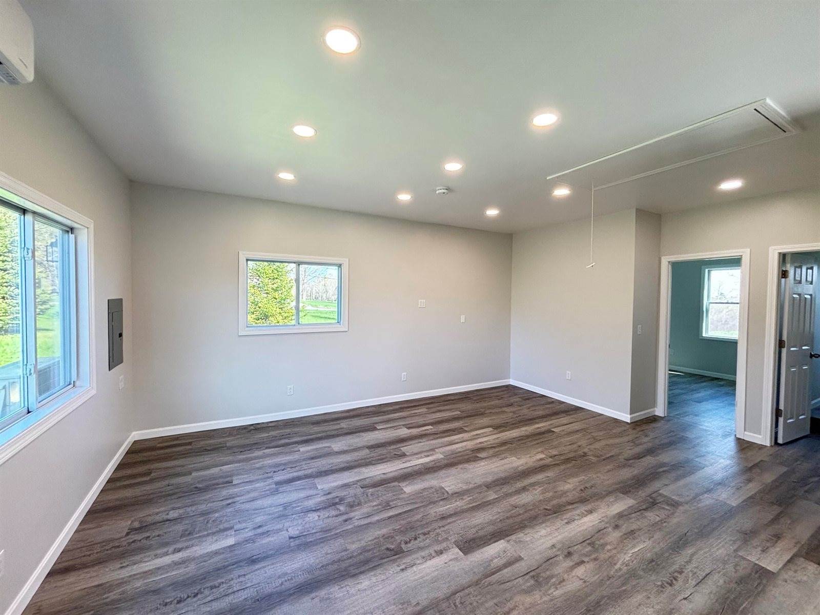 6 Indian Heights Drive, Saint Albans, ME 04971