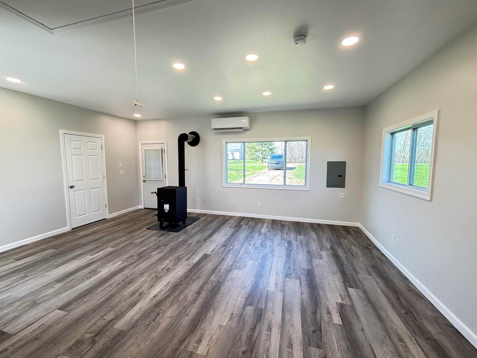 6 Indian Heights Drive, Saint Albans, ME 04971