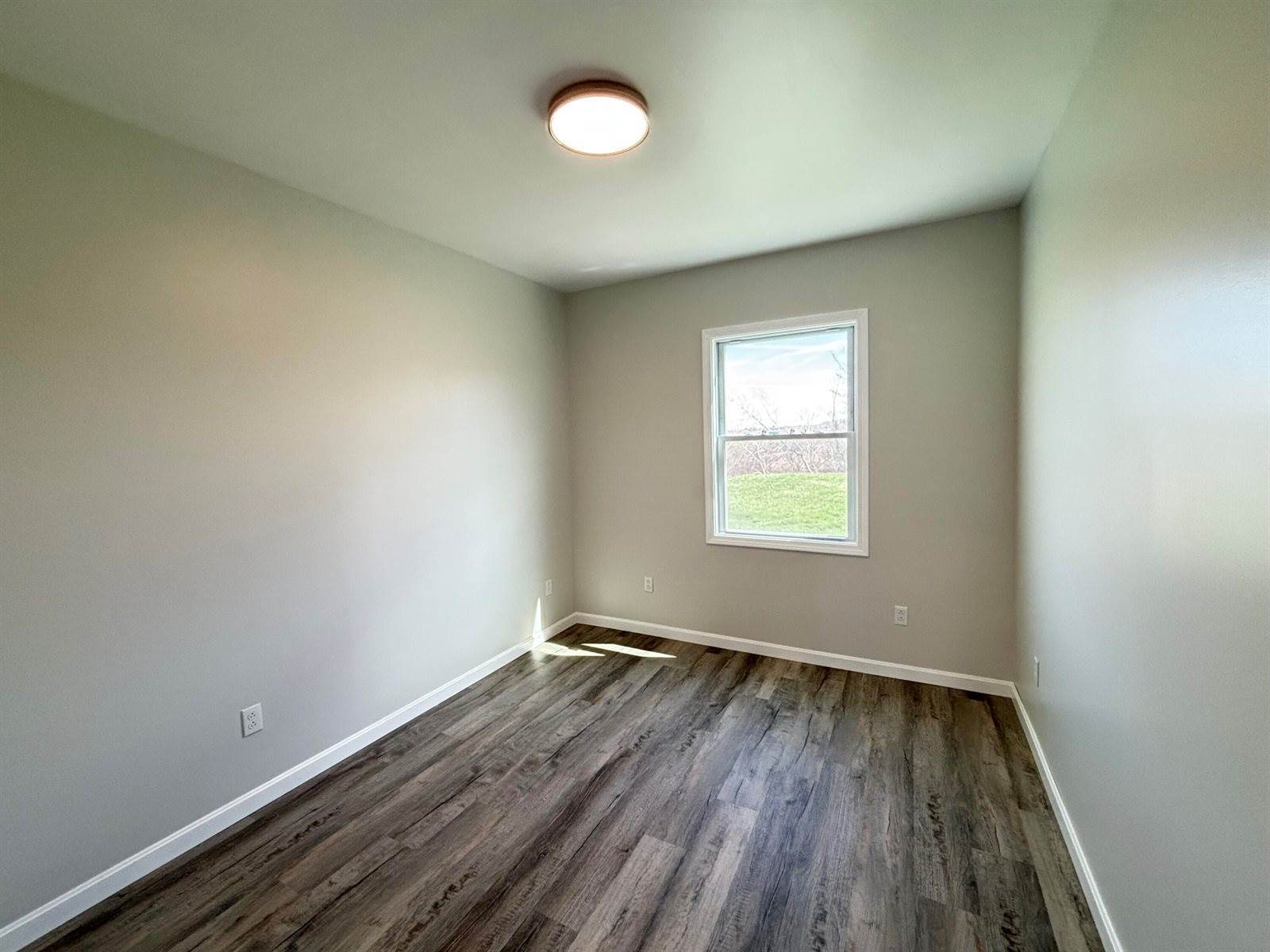 6 Indian Heights Drive, Saint Albans, ME 04971