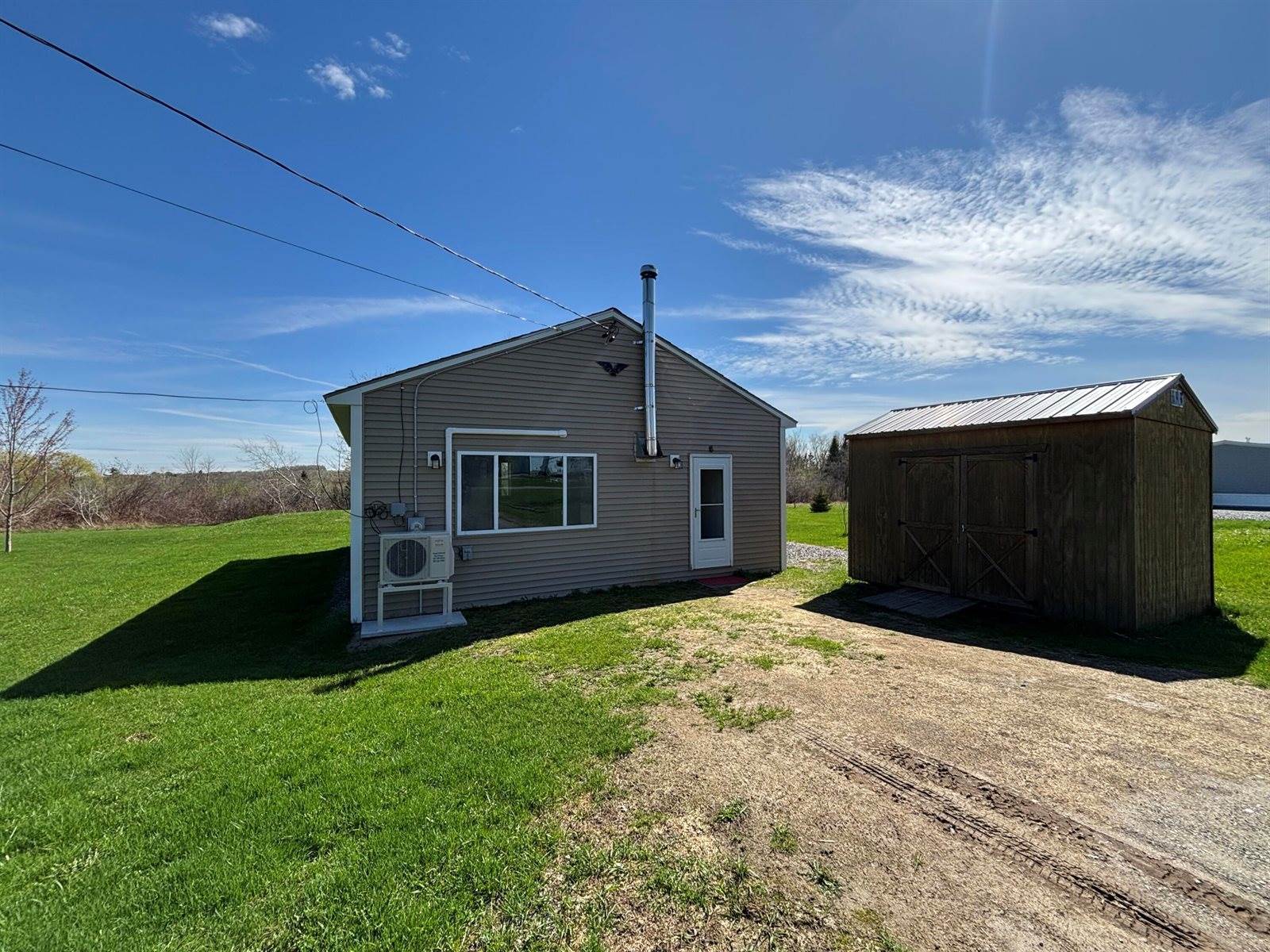 6 Indian Heights Drive, Saint Albans, ME 04971