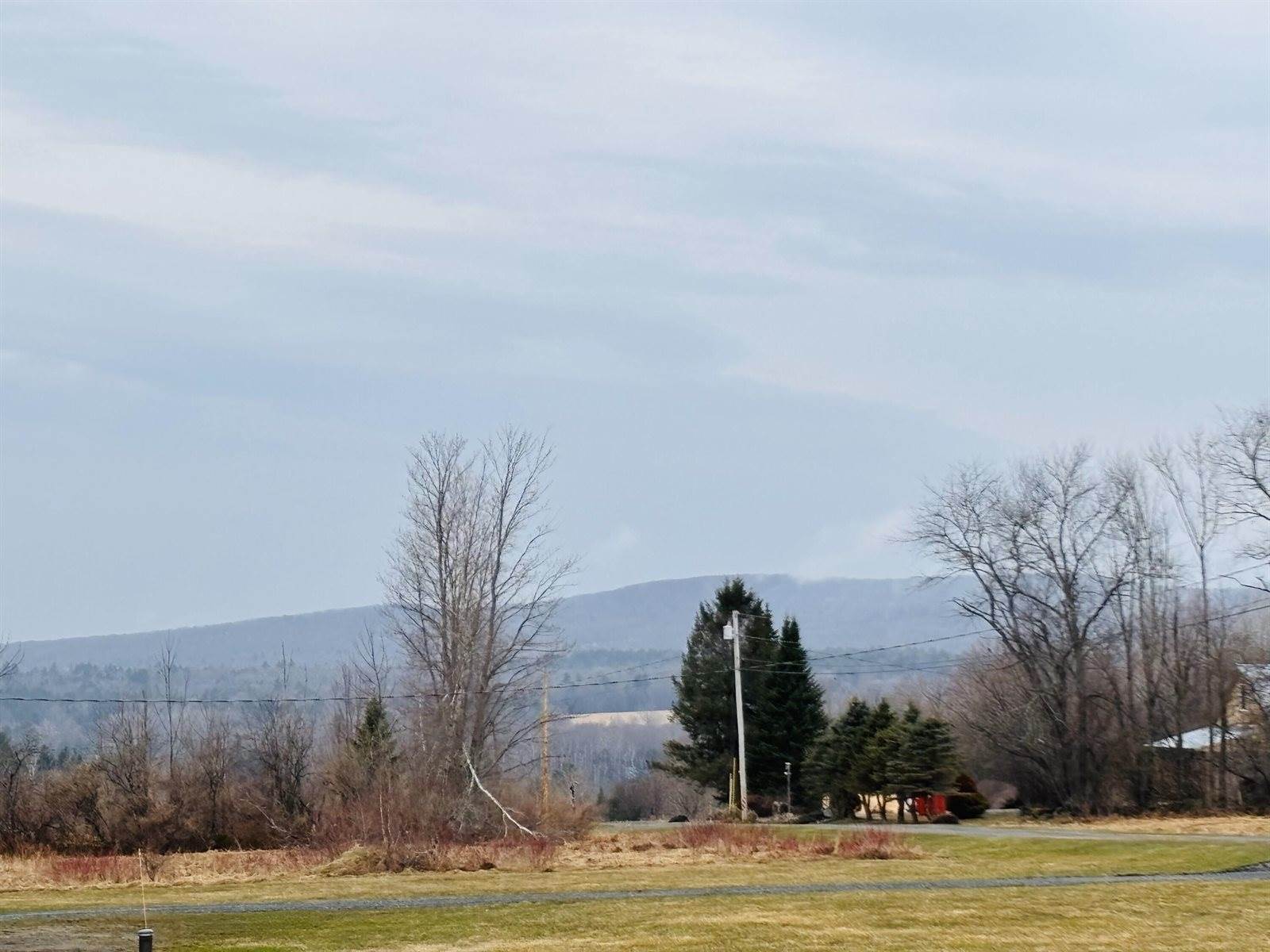 6 Indian Heights Drive, Saint Albans, ME 04971