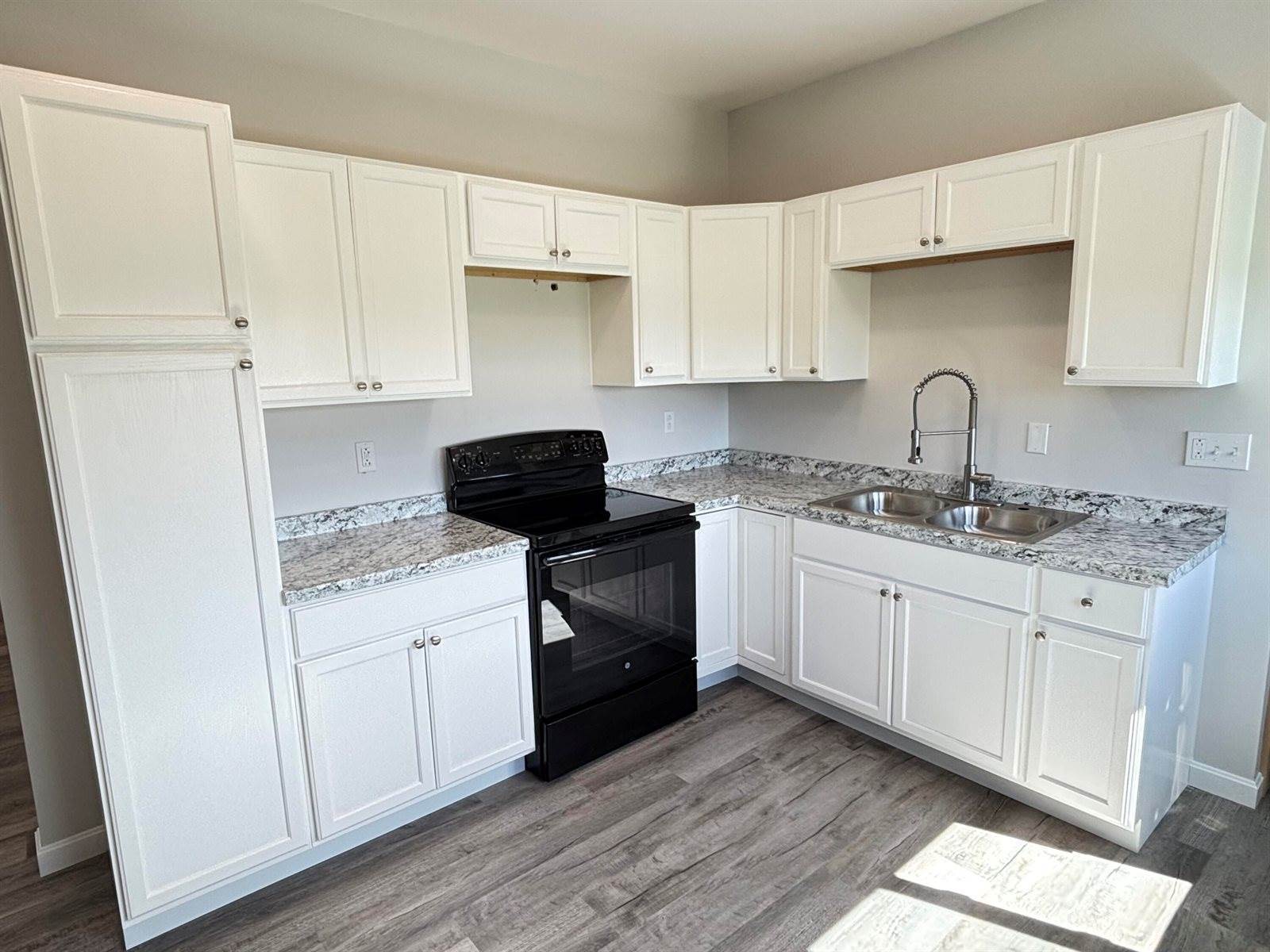 6 Indian Heights Drive, Saint Albans, ME 04971