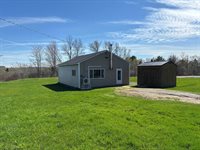 6 Indian Heights Drive, Saint Albans, ME 04971