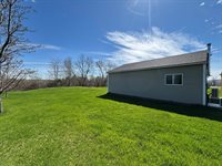 6 Indian Heights Drive, Saint Albans, ME 04971