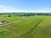 4510 26th St SE, Minot, ND 58701