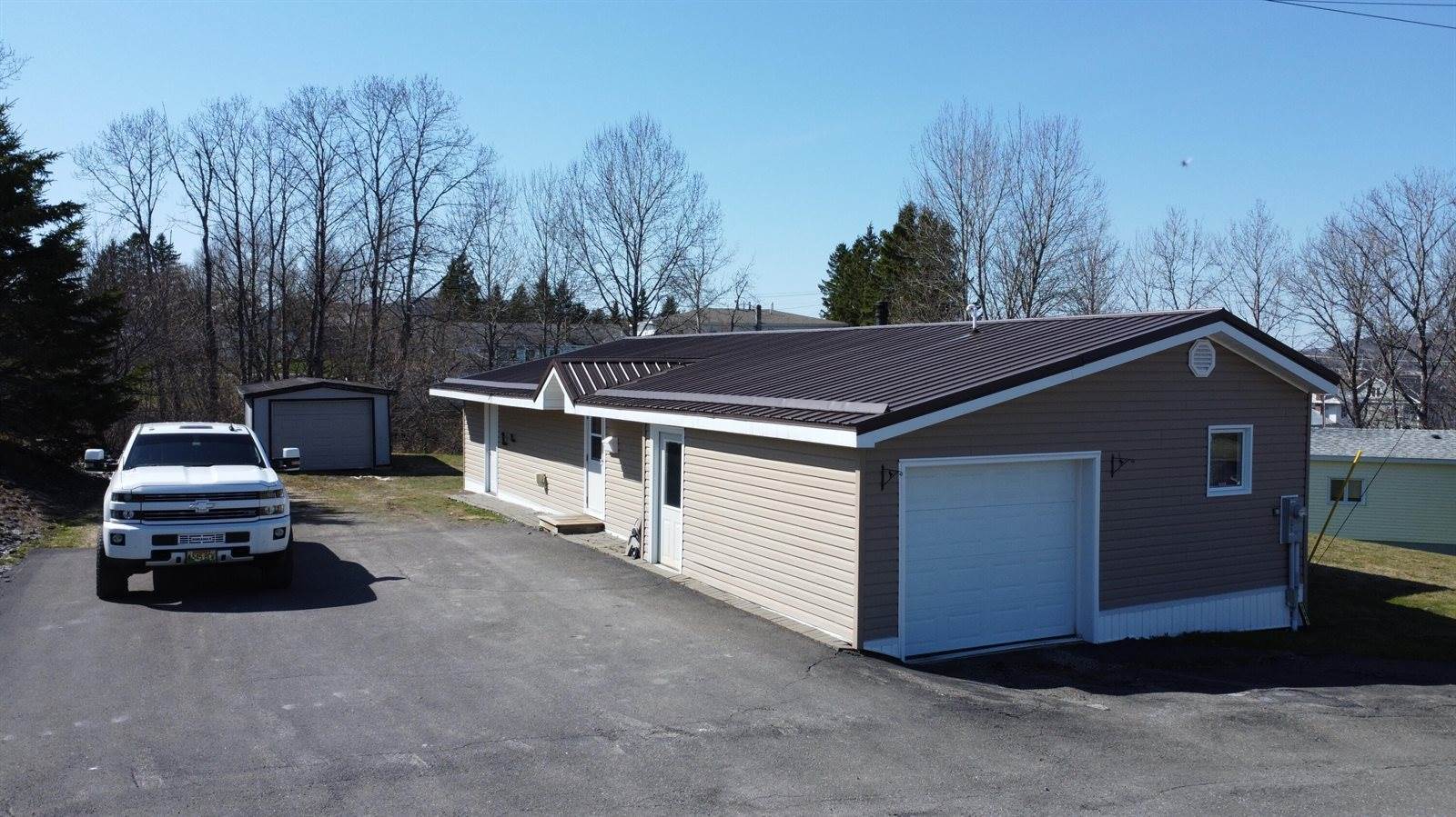 121 2nd Avenue, Madawaska, ME 04756