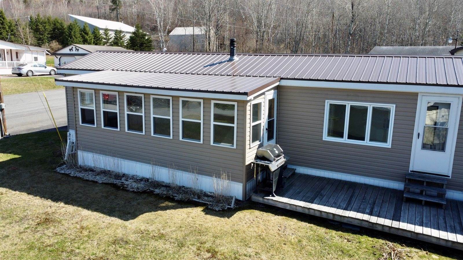 121 2nd Avenue, Madawaska, ME 04756