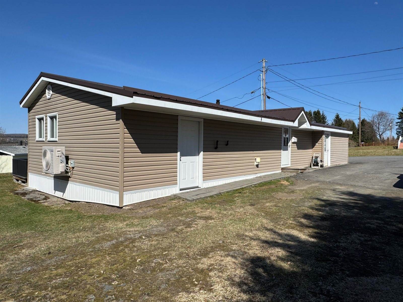 121 2nd Avenue, Madawaska, ME 04756