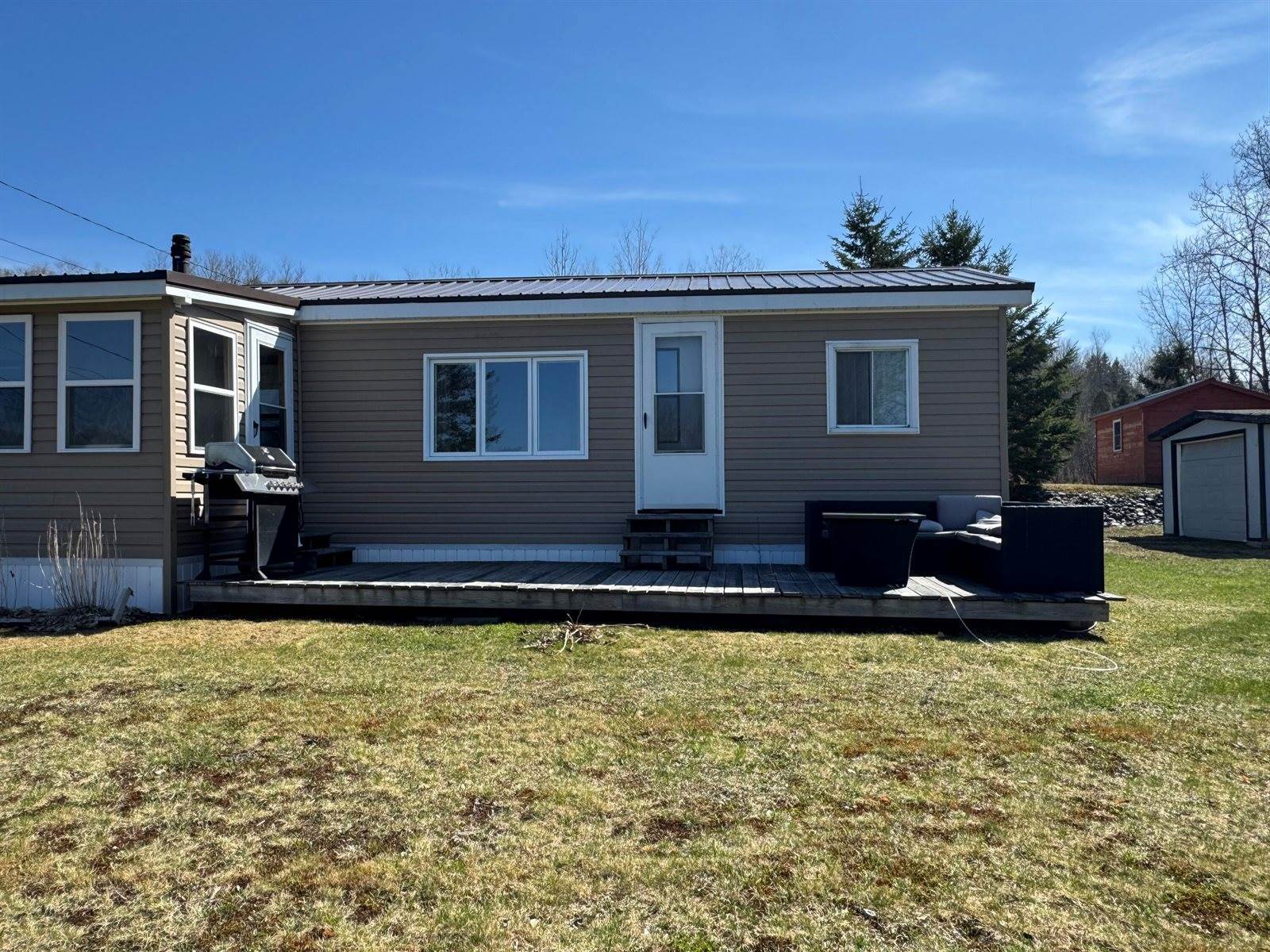 121 2nd Avenue, Madawaska, ME 04756