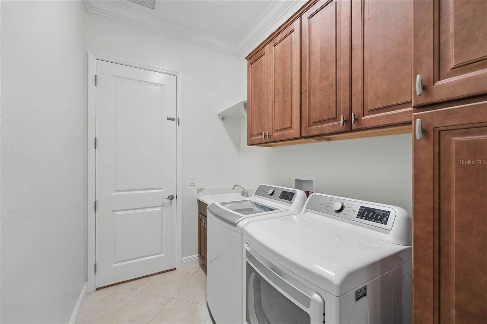 6988 Lawrenceville Way, The Villages, FL 34762