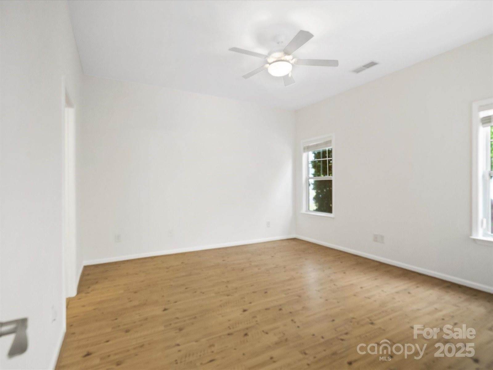 6647 Vlosi Drive, Charlotte, NC 28226