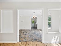 6647 Vlosi Drive, Charlotte, NC 28226