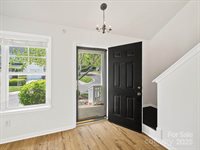 6647 Vlosi Drive, Charlotte, NC 28226