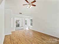 6647 Vlosi Drive, Charlotte, NC 28226