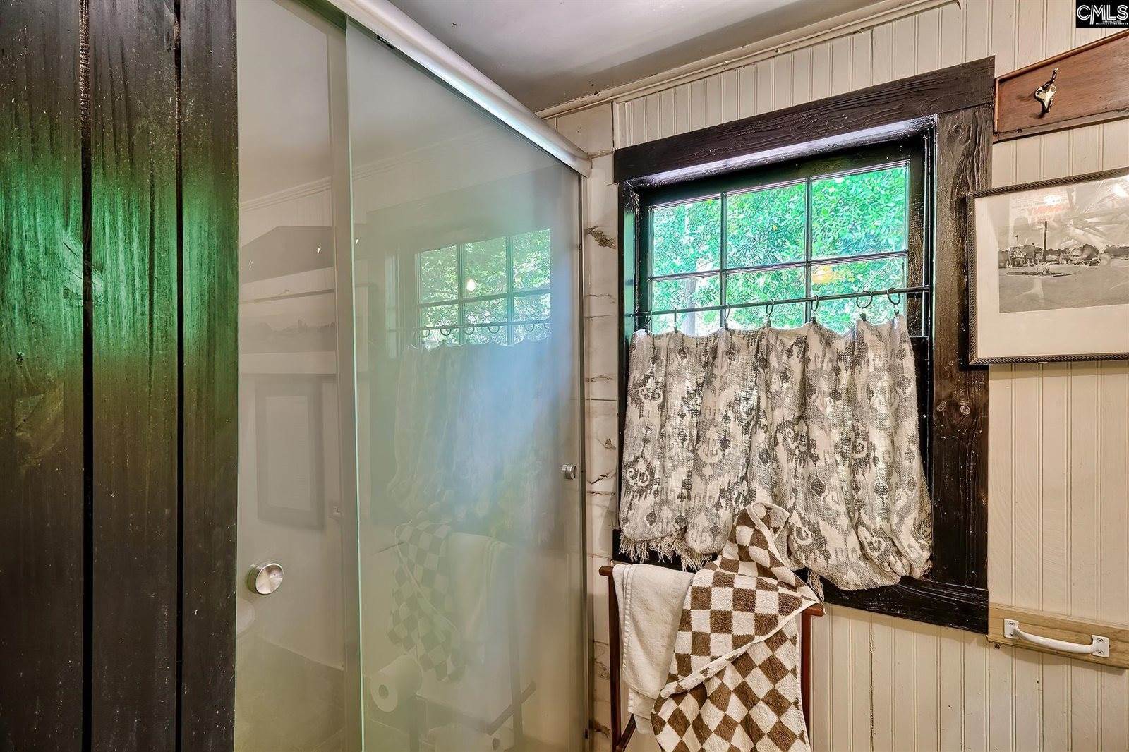 6204 Woodlawn, Columbia, SC 29209