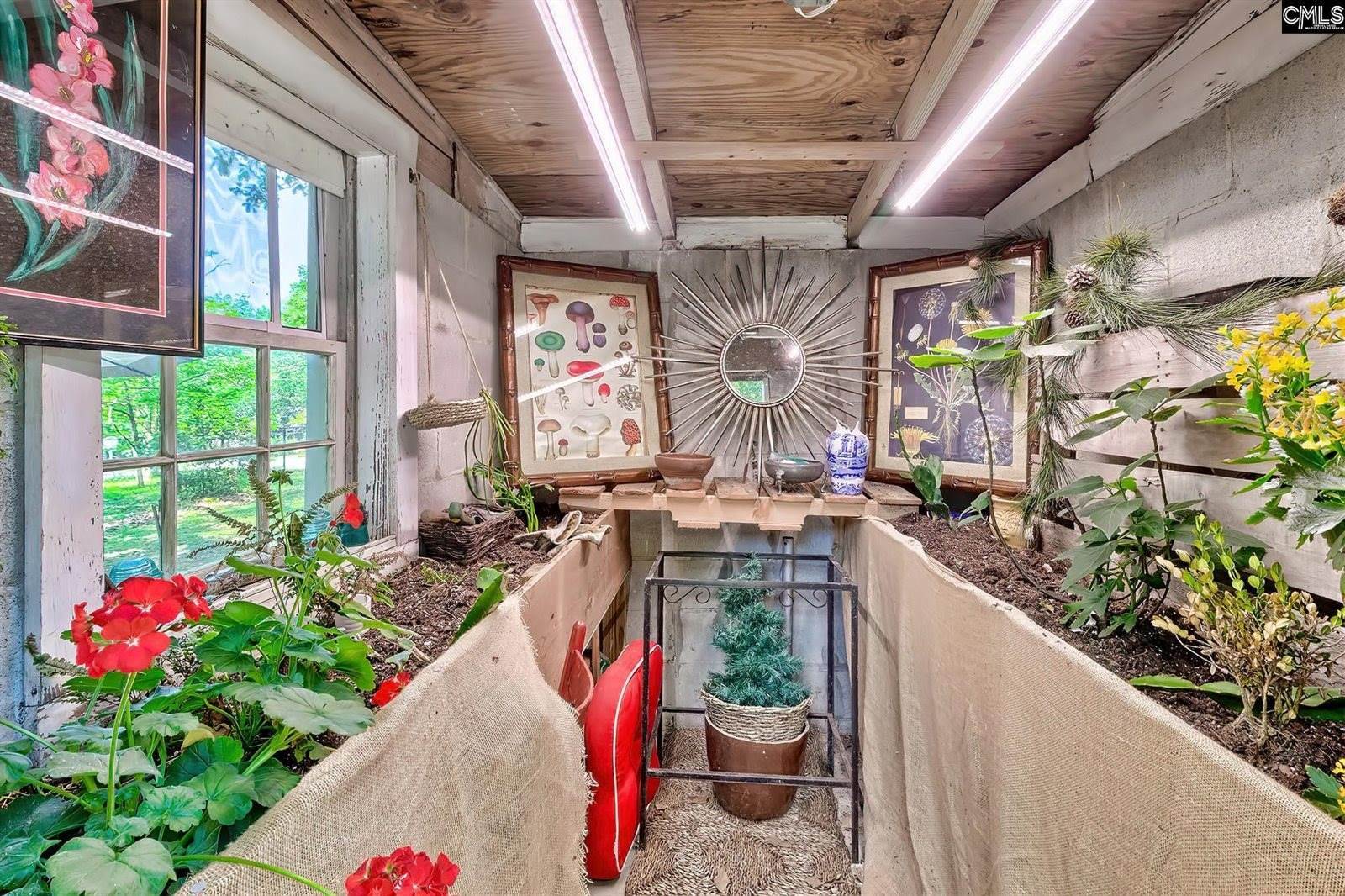 6204 Woodlawn, Columbia, SC 29209