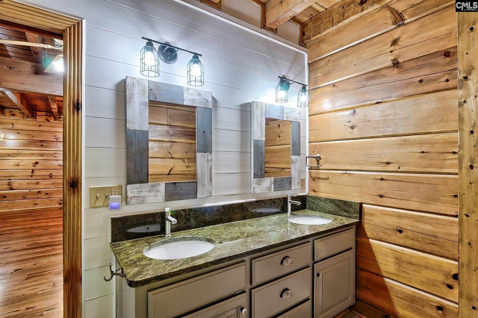 129 Forest Bickley, Chapin, SC 29036