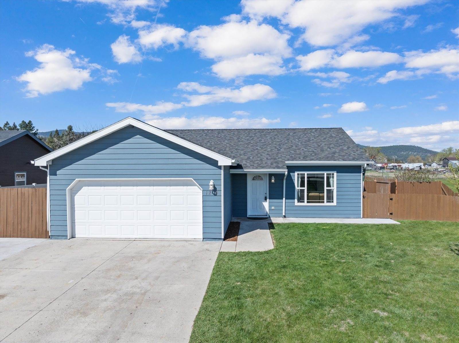 1208 Klondyke Loop, Somers, MT 59932
