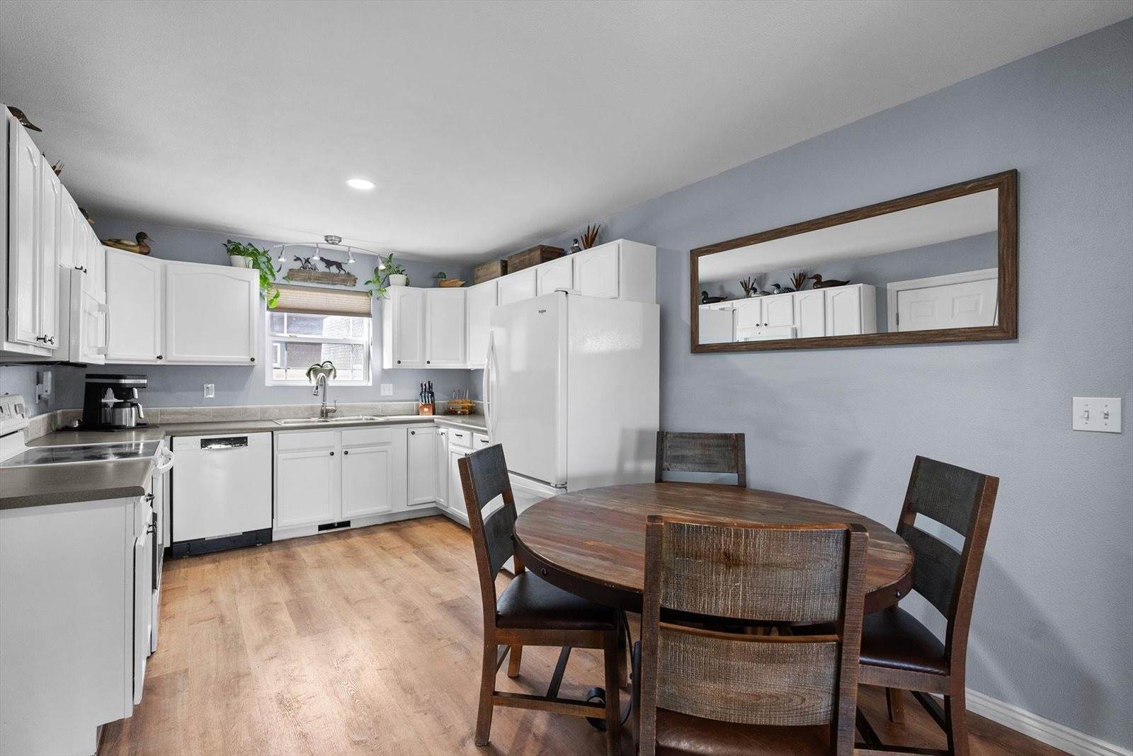 1208 Klondyke Loop, Somers, MT 59932