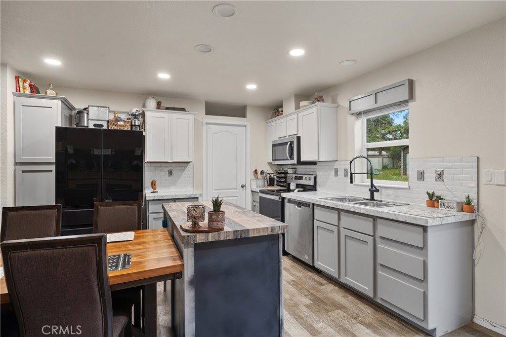 5736 La Porte Road, Bangor, CA 95914