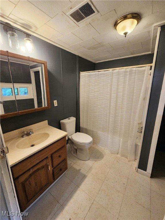 200 Chapel Drive, Caldwell, OH 43724