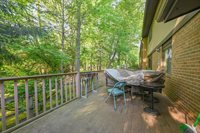 16 Wimbledon Drive, Roslyn, NY 11576