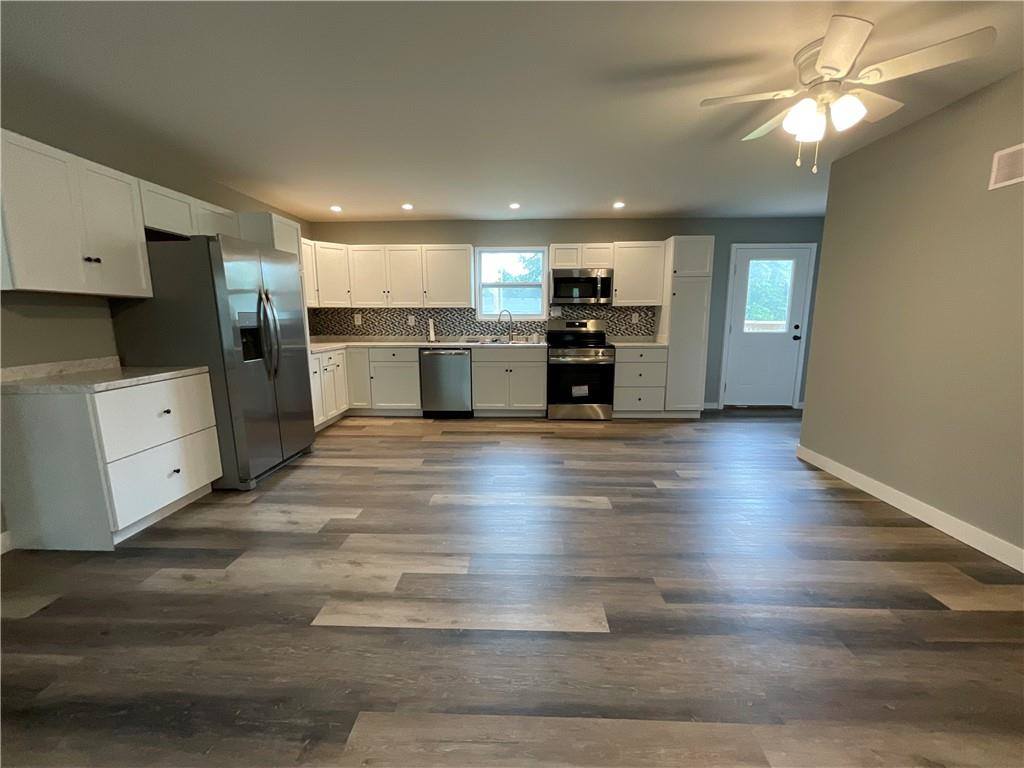 300 Maple Terrace, Maysville, MO 64469