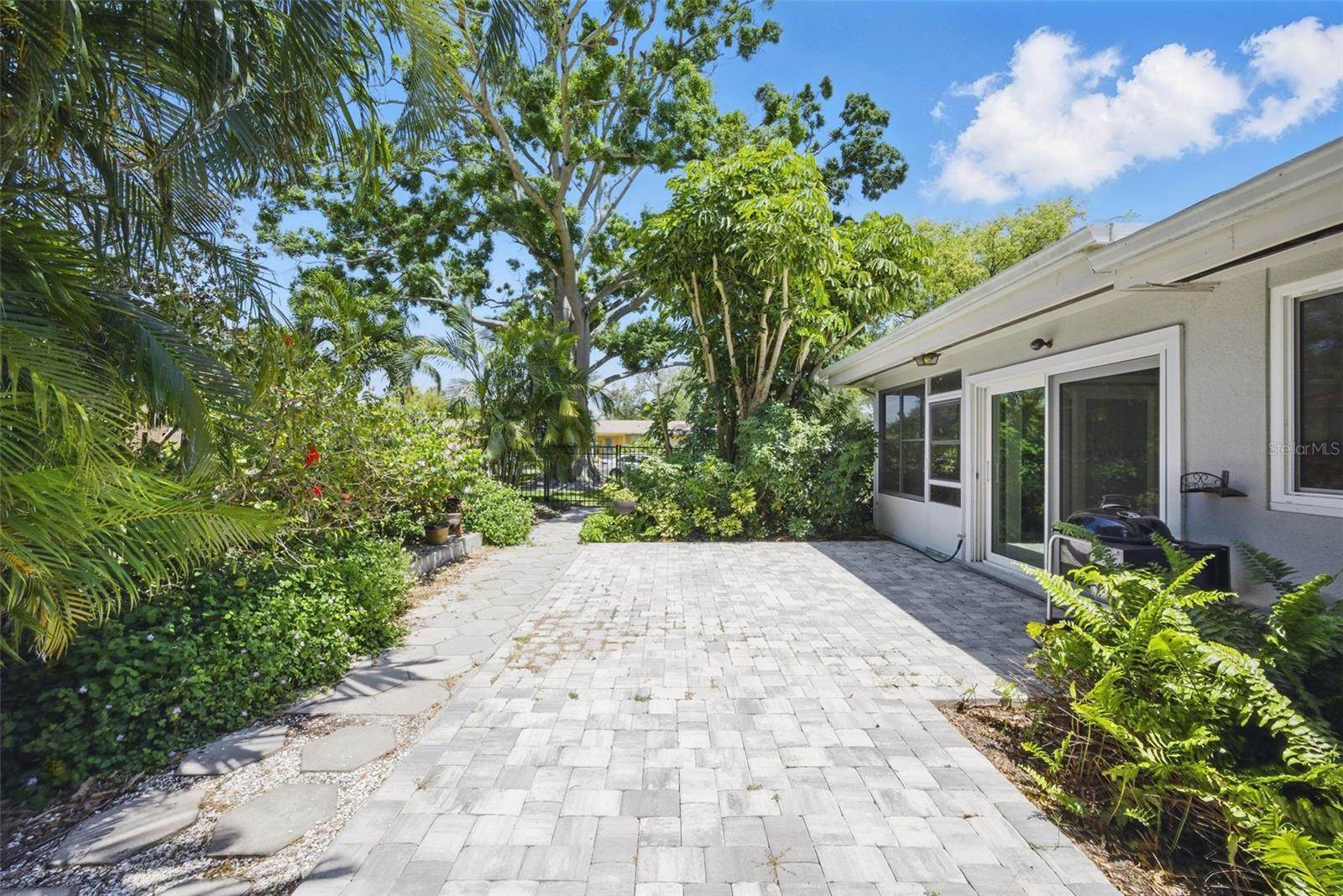 301 62ND Avenue South, Saint Petersburg, FL 33705