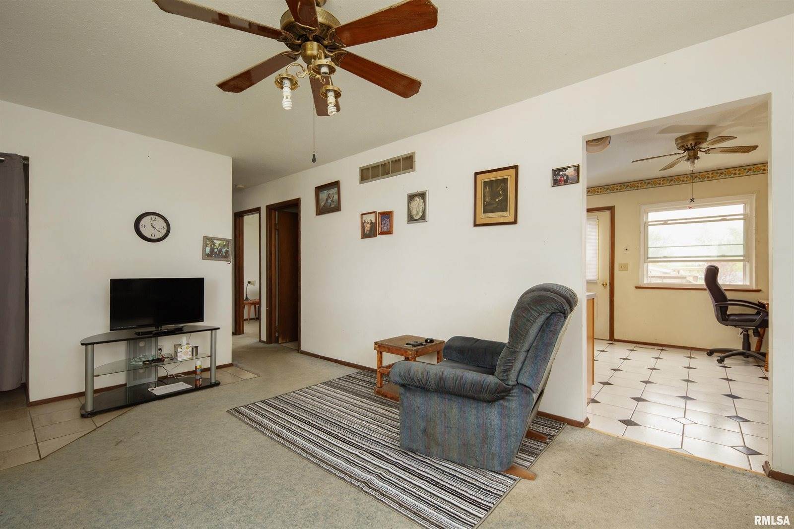 676 West 57TH Street, Davenport, IA 52806